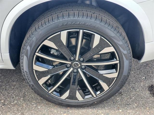 new 2025 Volvo XC90 car, priced at $65,555
