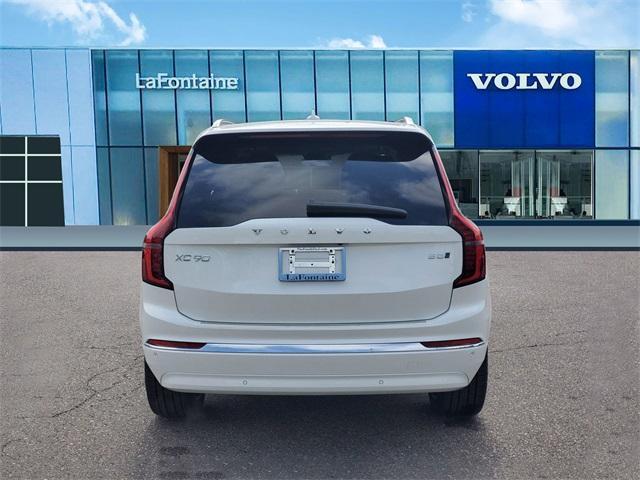 new 2025 Volvo XC90 car, priced at $65,555