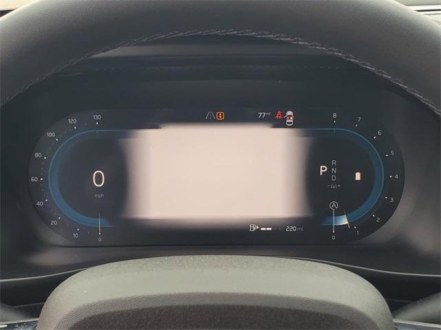 new 2025 Volvo XC40 car, priced at $46,335
