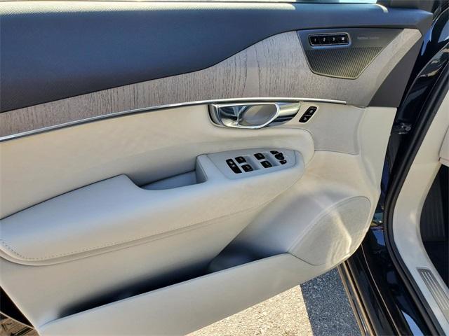 new 2025 Volvo XC90 Plug-In Hybrid car, priced at $73,024