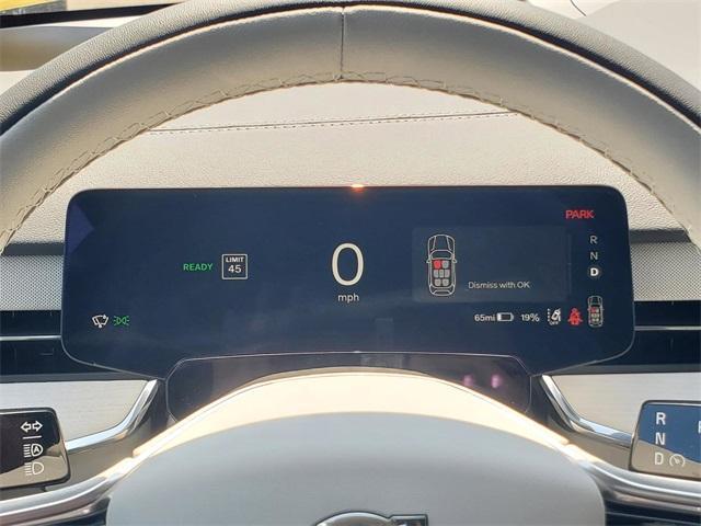 new 2025 Volvo EX90 car, priced at $82,782