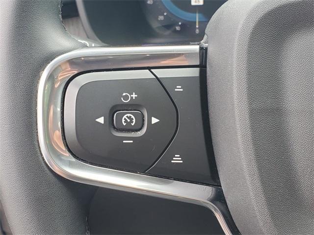used 2023 Volvo XC40 car, priced at $33,550