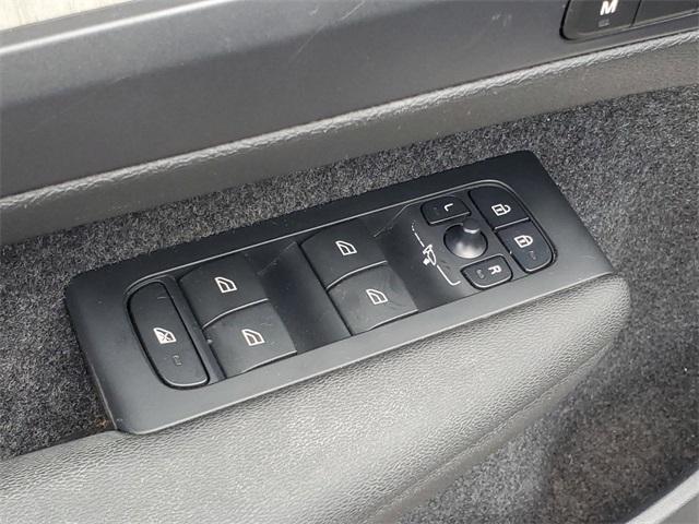 used 2023 Volvo XC40 car, priced at $33,550