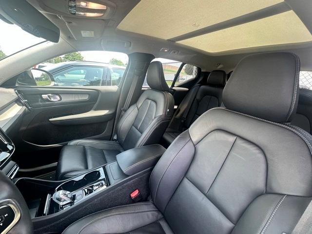 used 2023 Volvo XC40 car, priced at $35,407