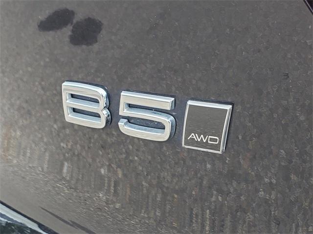 used 2023 Volvo XC40 car, priced at $33,550