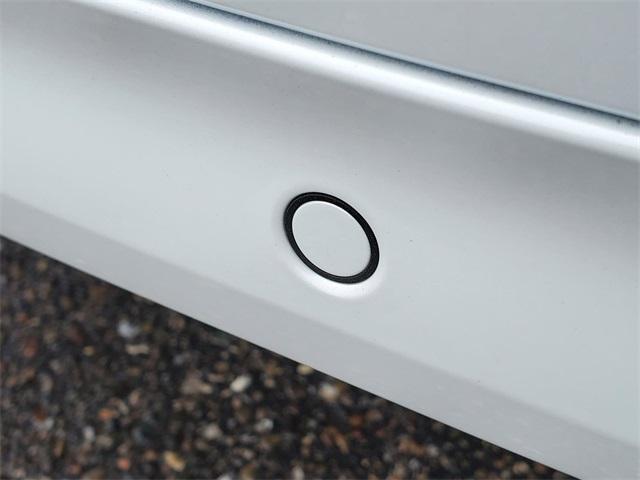 new 2025 Volvo XC90 car, priced at $68,155