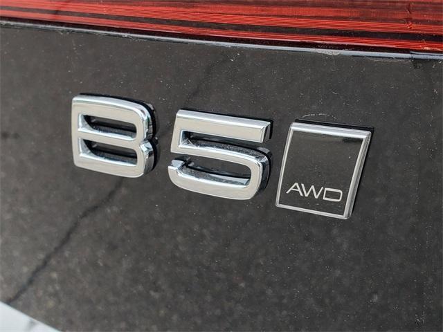 new 2025 Volvo XC60 car, priced at $55,360