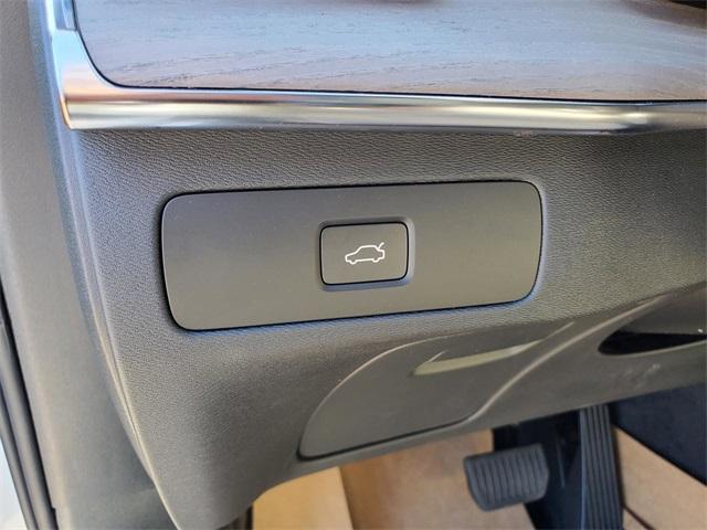 new 2026 Volvo XC90 car, priced at $76,150