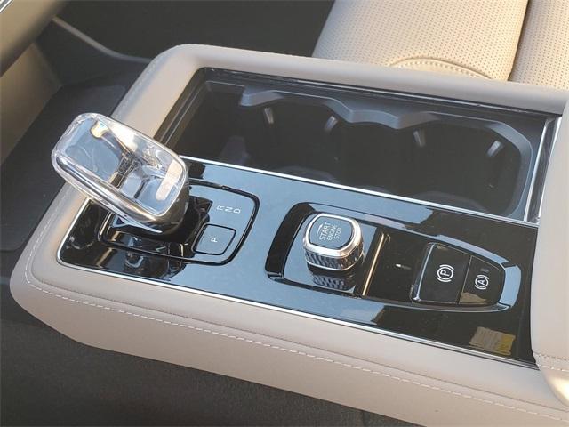 new 2026 Volvo XC90 car, priced at $76,150