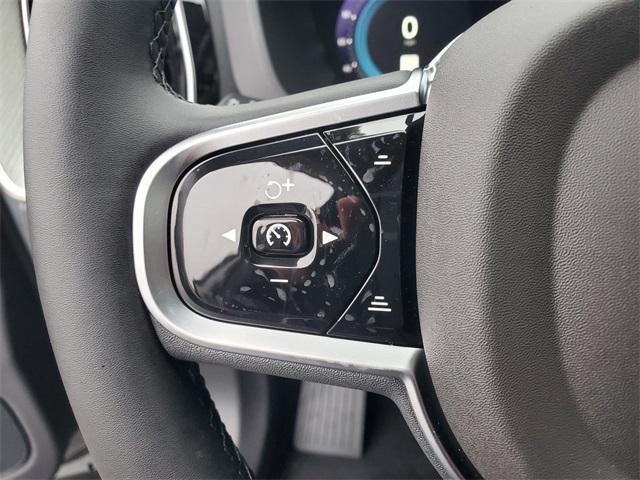 new 2025 Volvo XC60 Plug-In Hybrid car, priced at $66,235