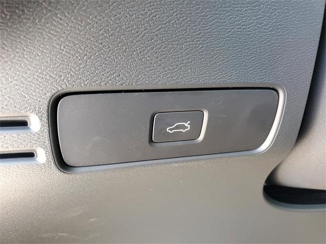 new 2026 Volvo XC40 car, priced at $43,545