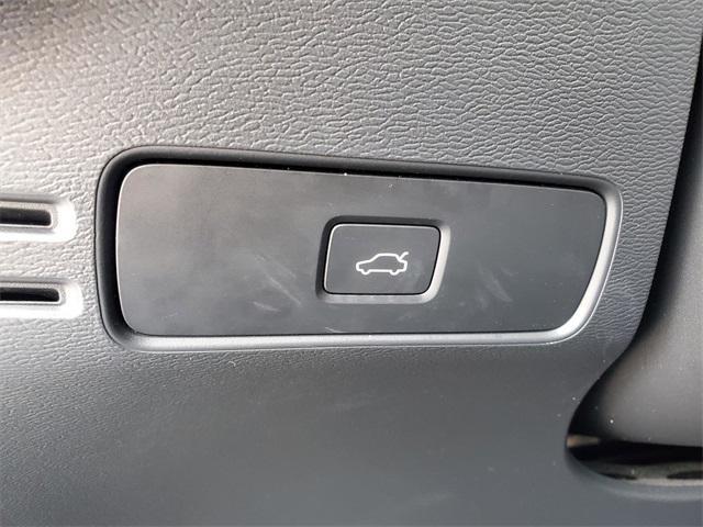 used 2023 Volvo XC40 car, priced at $32,218