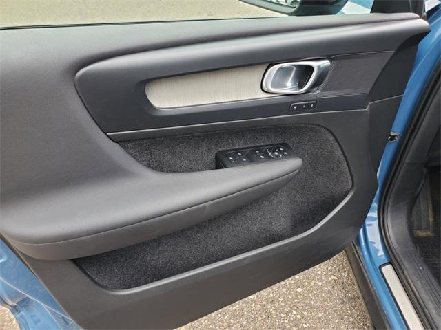 used 2023 Volvo XC40 car, priced at $32,218