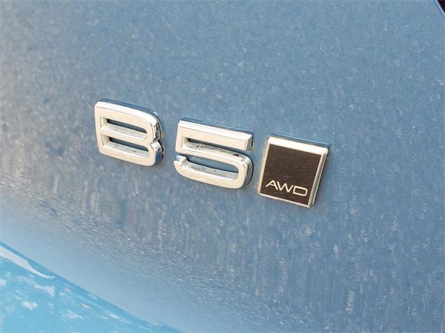 used 2023 Volvo XC40 car, priced at $32,218