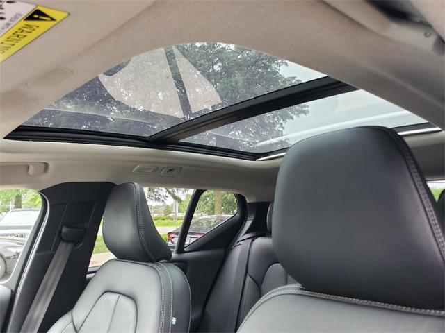 used 2023 Volvo XC40 car, priced at $32,218