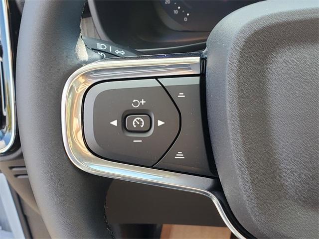 new 2026 Volvo XC40 car, priced at $48,150