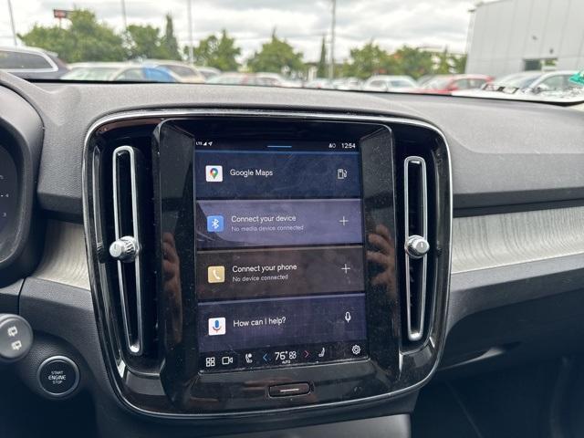 used 2023 Volvo XC40 car, priced at $35,867