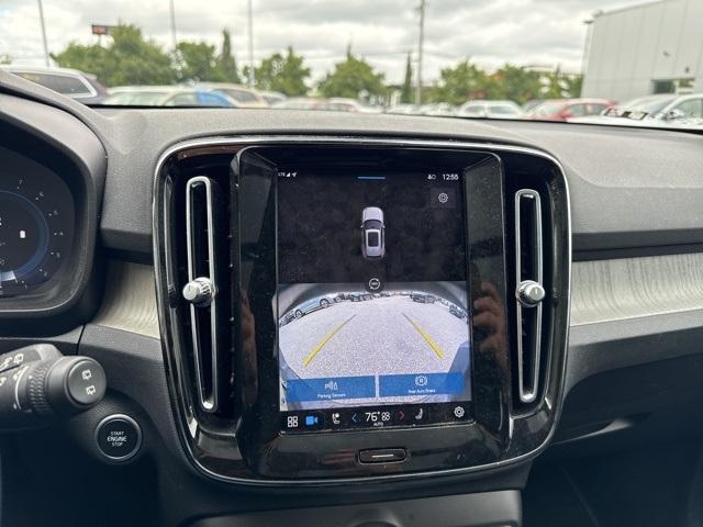 used 2023 Volvo XC40 car, priced at $35,867