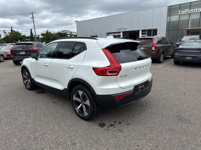 used 2023 Volvo XC40 car, priced at $35,867