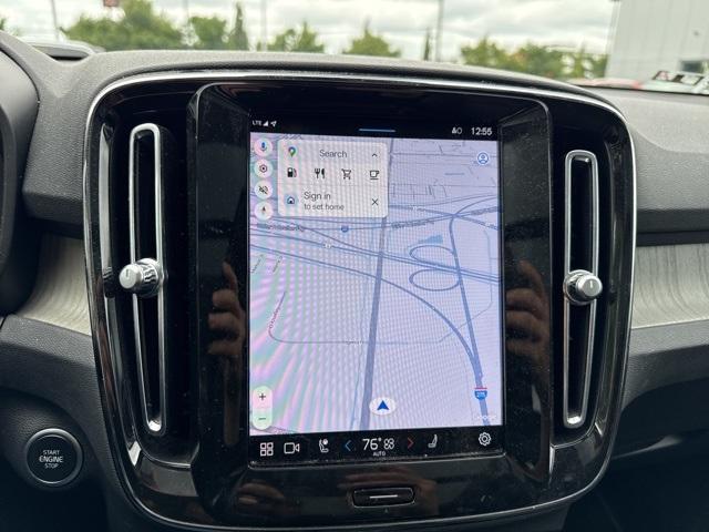 used 2023 Volvo XC40 car, priced at $35,867
