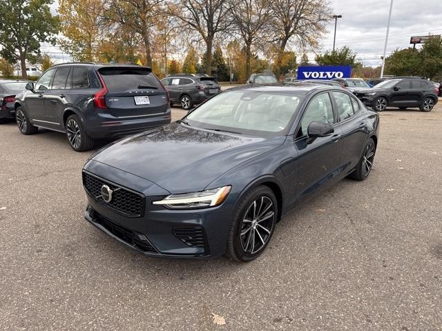 used 2023 Volvo S60 Recharge Plug-In Hybrid car, priced at $37,000