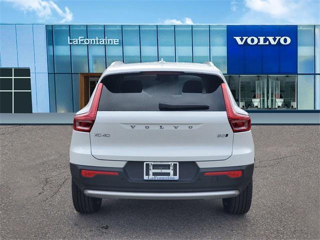new 2025 Volvo XC40 car, priced at $50,235