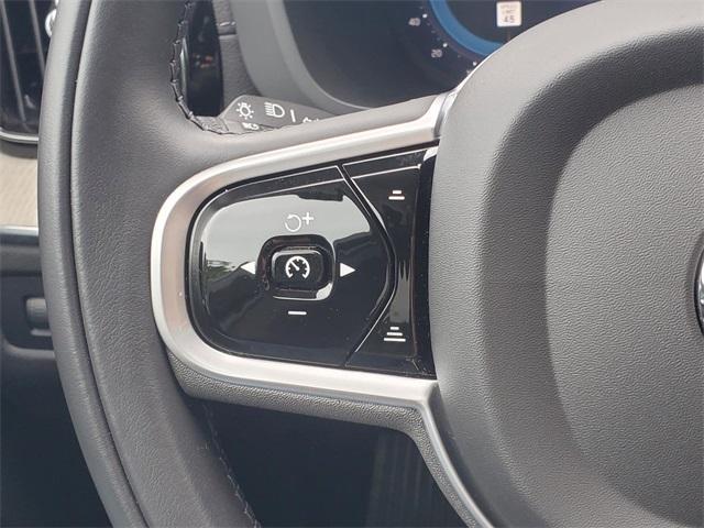 used 2022 Volvo XC60 car, priced at $41,789