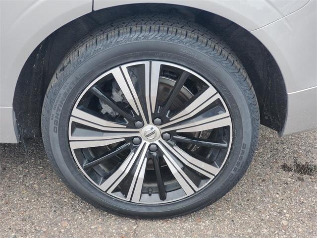 used 2022 Volvo XC60 car, priced at $41,789