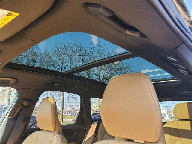 new 2025 Volvo XC60 car, priced at $60,660