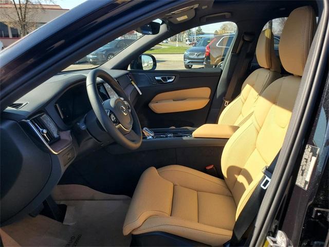 new 2025 Volvo XC60 car, priced at $60,660