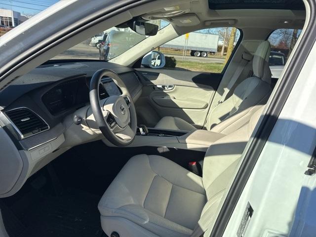 used 2024 Volvo XC90 Recharge Plug-In Hybrid car, priced at $52,000