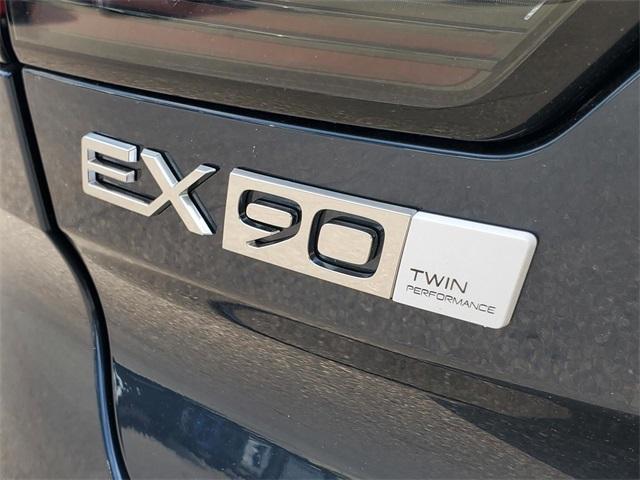 new 2025 Volvo EX90 car, priced at $82,342