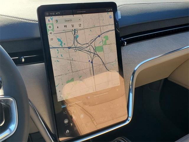 new 2025 Volvo EX90 car, priced at $79,270