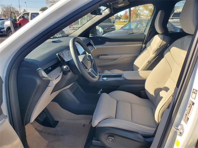new 2025 Volvo EX90 car, priced at $79,270