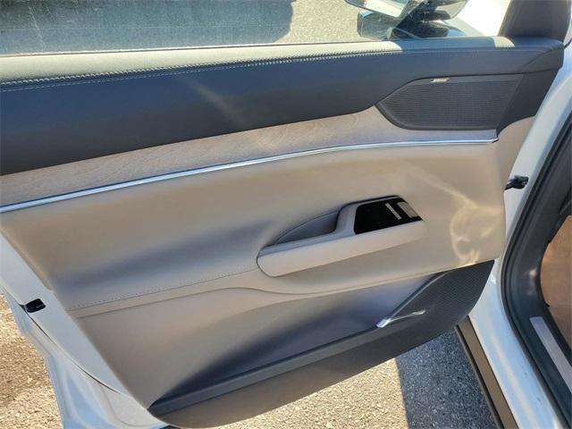 new 2025 Volvo EX90 car, priced at $79,270