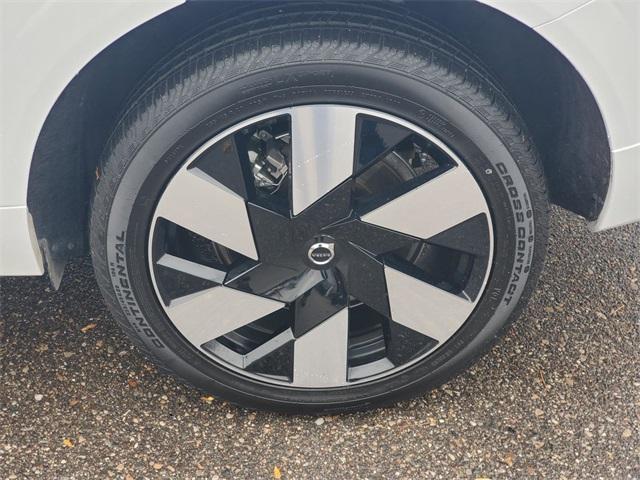 used 2025 Volvo XC60 Plug-In Hybrid car, priced at $58,500