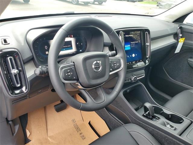 new 2025 Volvo XC40 car, priced at $44,485