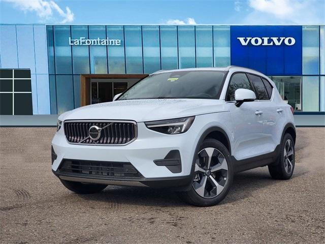 new 2025 Volvo XC40 car, priced at $44,485