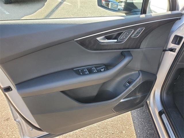 used 2022 Audi Q7 car, priced at $35,700