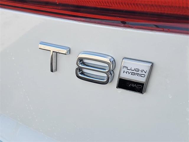 new 2025 Volvo XC60 Plug-In Hybrid car, priced at $62,075
