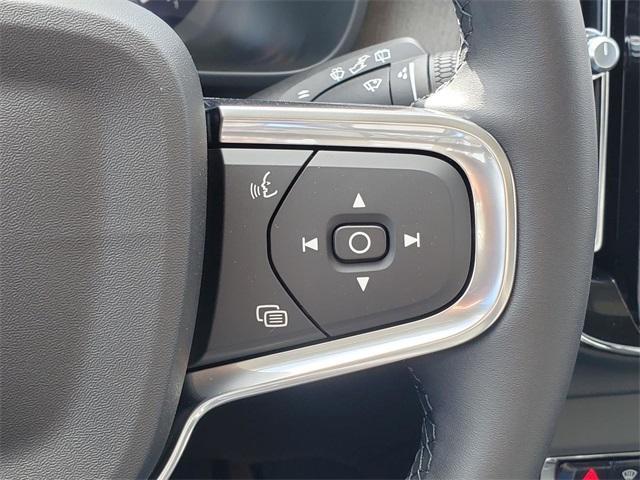 new 2026 Volvo XC40 car, priced at $46,000