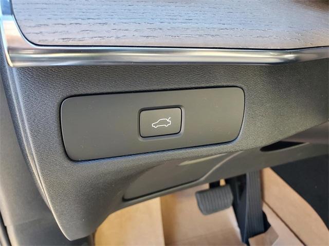 new 2026 Volvo XC90 car, priced at $81,945