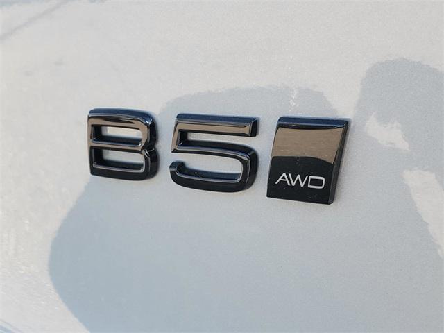 new 2026 Volvo XC40 car, priced at $52,850