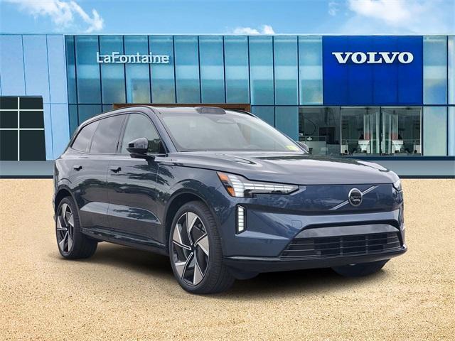 new 2025 Volvo EX90 car, priced at $88,590