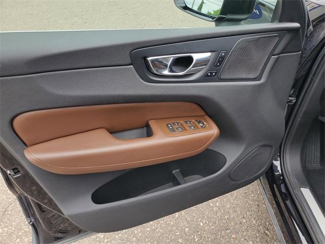 used 2020 Volvo XC60 Recharge Plug-In Hybrid car, priced at $26,000