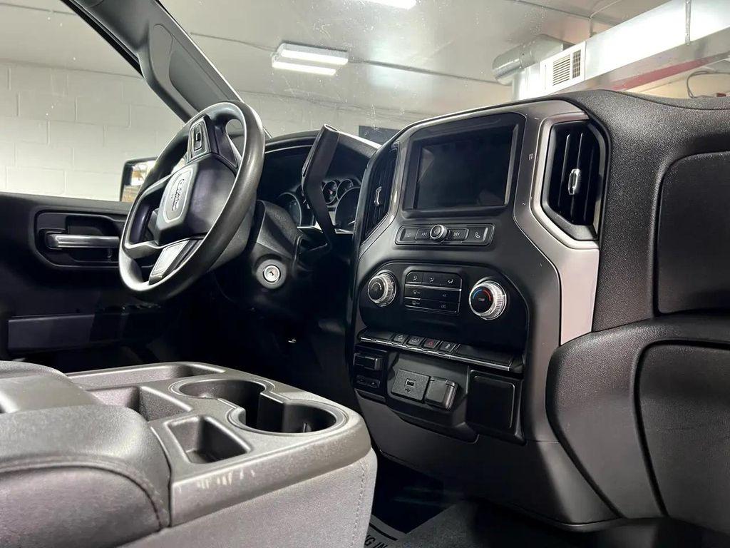 used 2019 GMC Sierra 1500 car, priced at $28,985