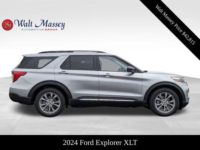 new 2024 Ford Explorer car, priced at $42,815