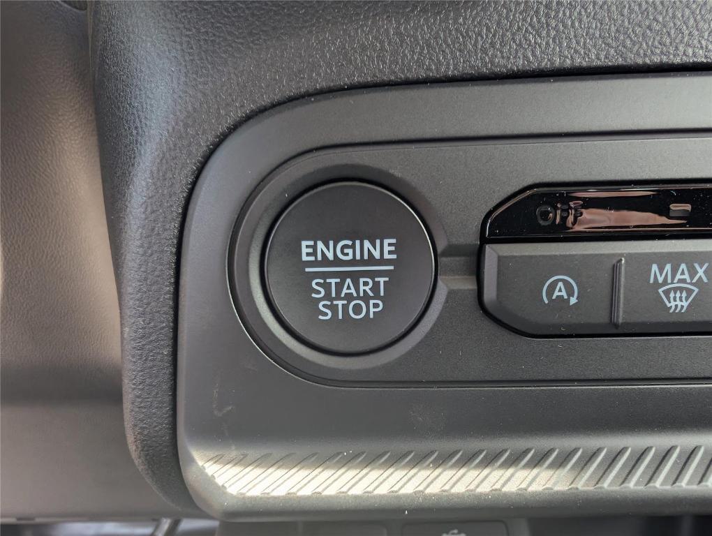 new 2025 Ford Bronco Sport car, priced at $37,113