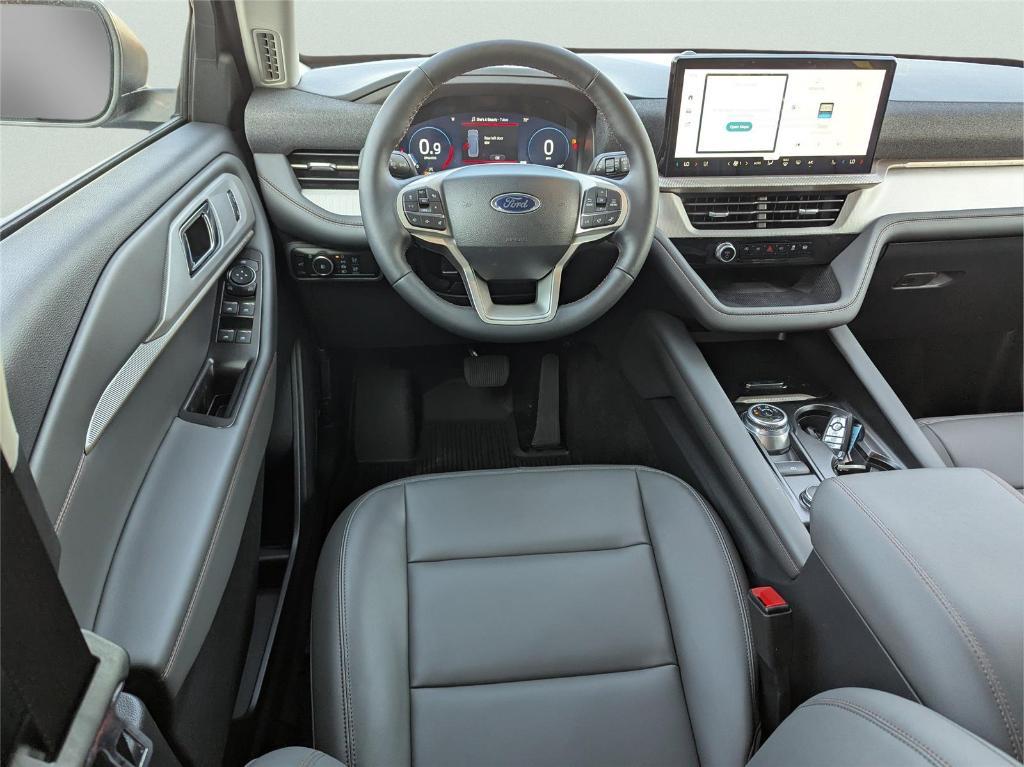 new 2025 Ford Explorer car, priced at $39,770