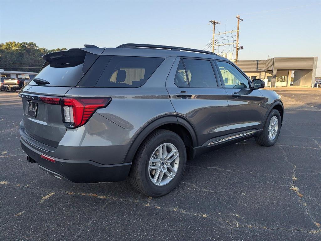 new 2025 Ford Explorer car, priced at $41,270